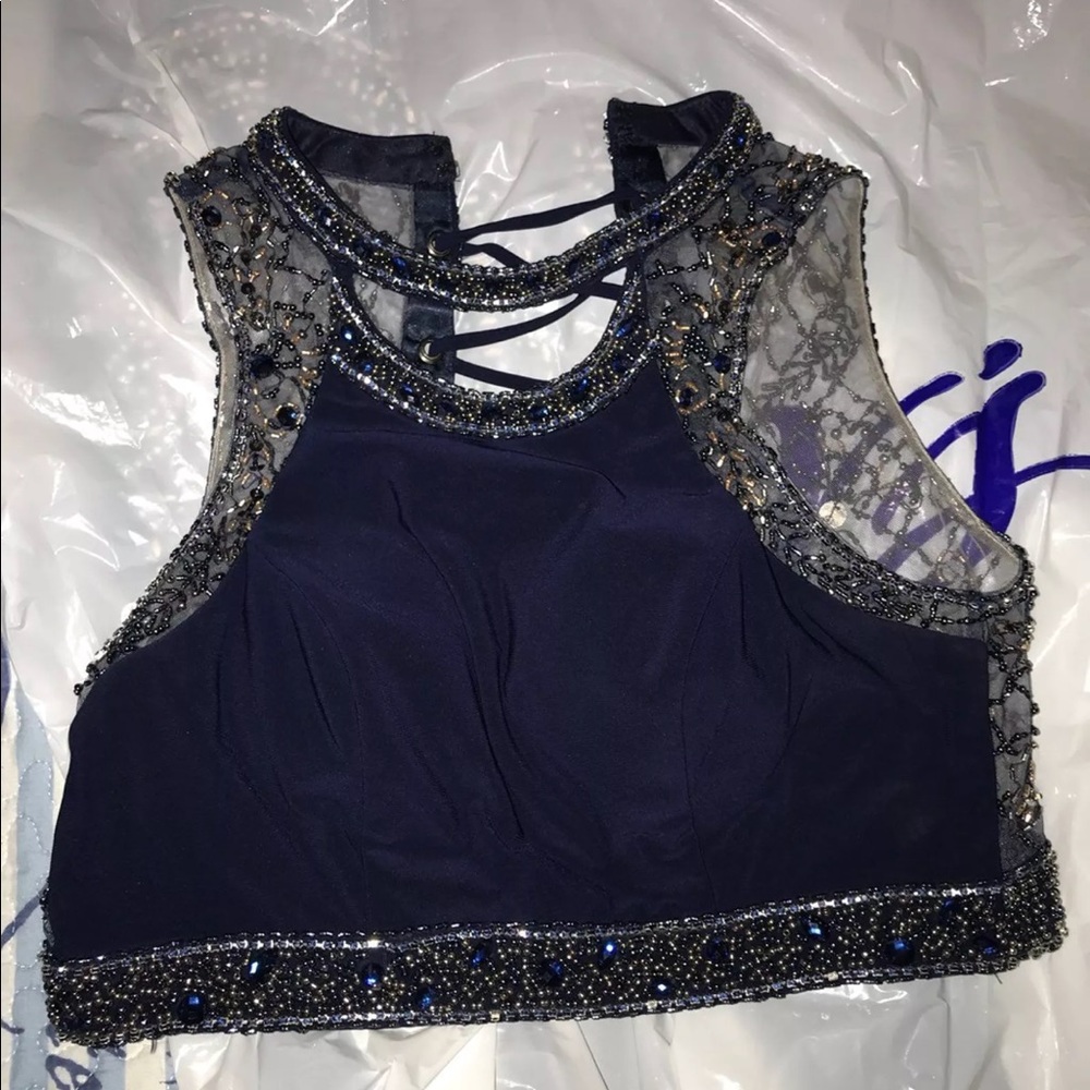 Prom dress - Picture 3 of 4